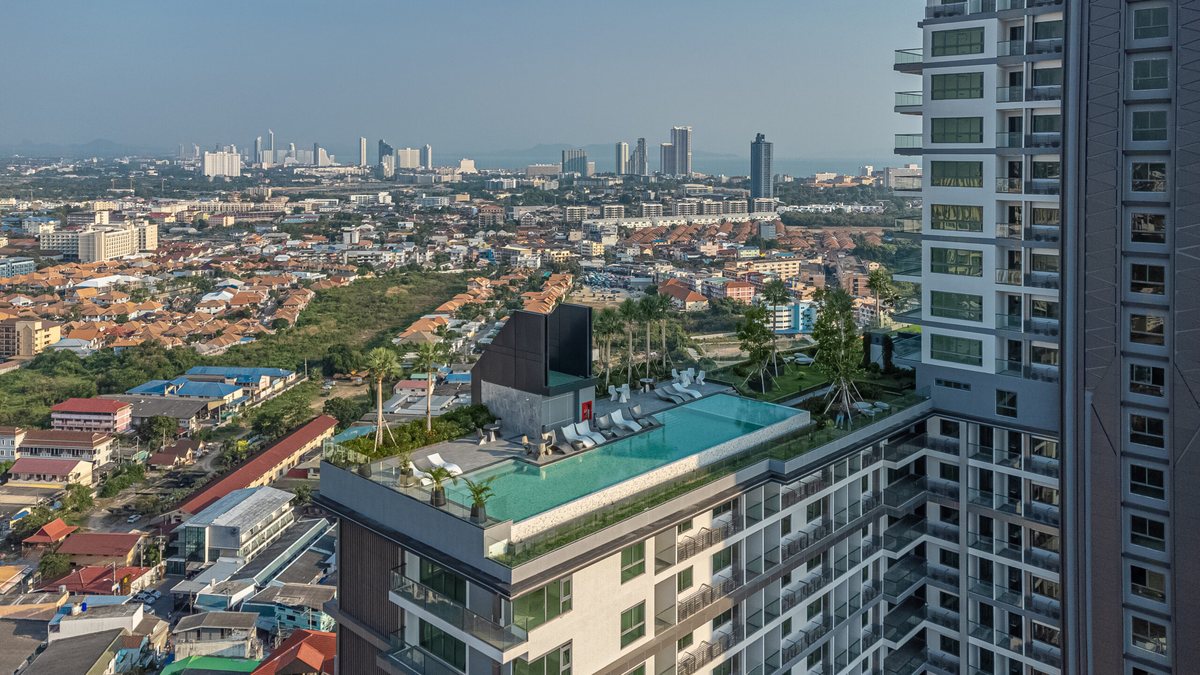 Arcadia Millennium Tower rising above the Pattaya cityscape